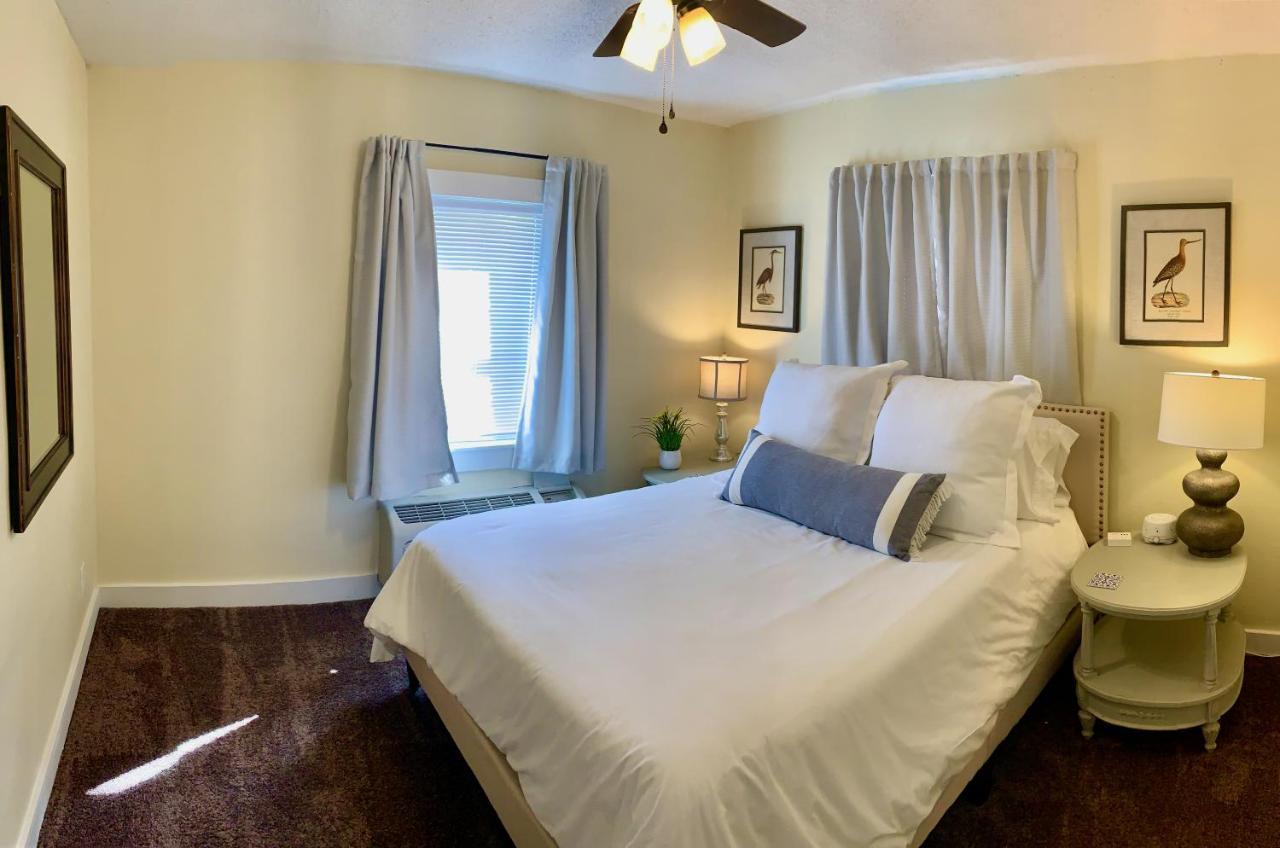 The Flats On Florida St - Super Comfy 2-Bedroom Apartments Mobile Exterior photo